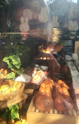 2cs; from hanoi to moscow.