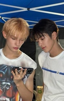 Chạm • Keonho x James_oneshort