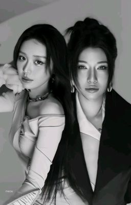 Chỗ Ngồi Bên Cửa Và Góc Tường Tối [ Lyhan x Hansara]