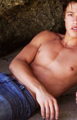 Control(Cameron Dallas daddy fanfic)