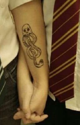 〖 DraHar 〗𝐋𝐞 𝐜𝐥𝐚𝐢𝐫 𝐝𝐞 𝐥𝐮𝐧𝐞 𝐦𝐞̀𝐧𝐞 || Fanfic Harry Potter 