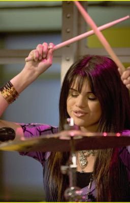 Drummer Girl