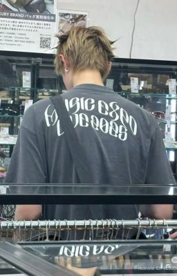 eomparkz/jjumar | behind