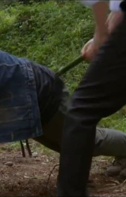 Gã cha dượng giang hồ [sm ngược thân] [spanking M/M]