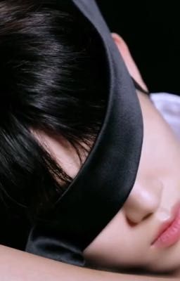 Giam Cầm.