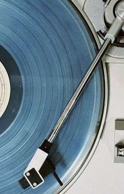 Giang hồ đứt gánh làm đôi