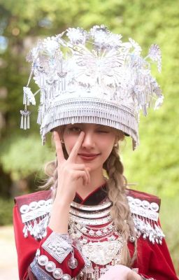 [LingOrm] Giữa Lưng Chừng Núi 