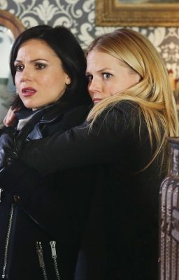 [LONGFIC] Love Is Weakness,  [Phần 1] A Weak Heart,  |SwanQueen| |PG|