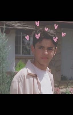 Mike Vitar imagines