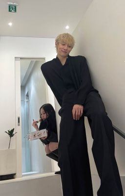 Mình viết fanfic cho Woonie của mình