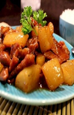 Nhà ta cải trắng cùng heo chạy