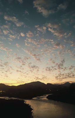 Nhật Ký Của Lan - Những Ngày Chưa Tắt Nắng (The Days Before The Sun Went Out)