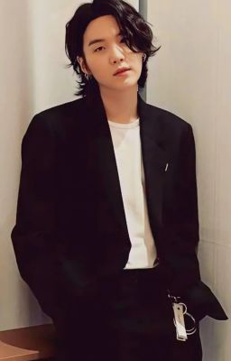 One short I Yoongi đi cà phê cùng bạn - rất lặng mà ngọt