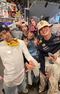 Phố nhỏ | Cortis 