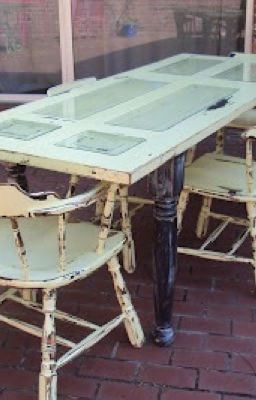 ReaderXChairXTable