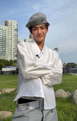 tam sinh tam thế: thập lí đào hoa