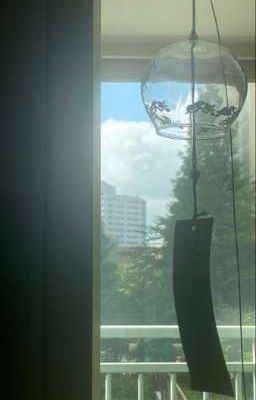 tarwoo; beneath the glass walls 𓇼