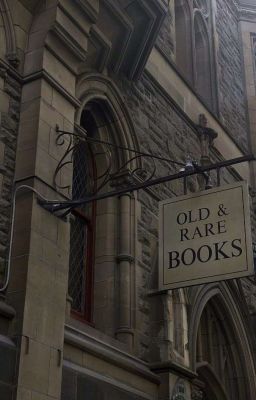 Thiên Tài và Kẻ Điên