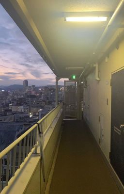 Twinkling rounded spikes