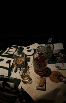 Whisky và nét mực cuối cùng 