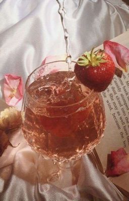 yungi ☆ strawberries (drop)